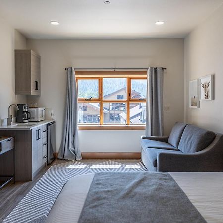 Alpen Dorf Pension Левенуэрт Экстерьер фото