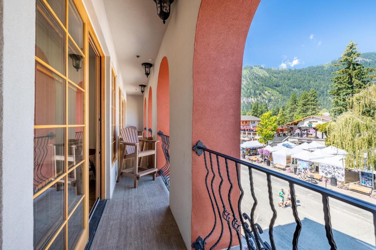 Alpen Dorf Pension Левенуэрт Экстерьер фото