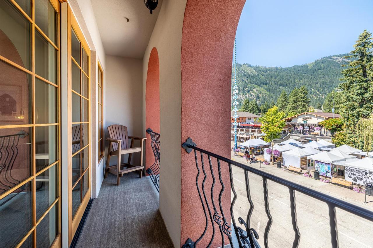 Alpen Dorf Pension Левенуэрт Экстерьер фото